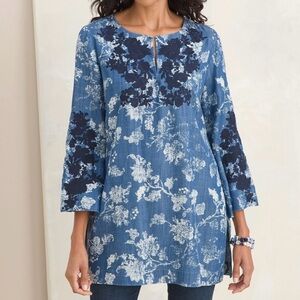 Chico's Embroidered Denim Tunic Top Womens 12/14 Blue Floral Hook & Eye Front